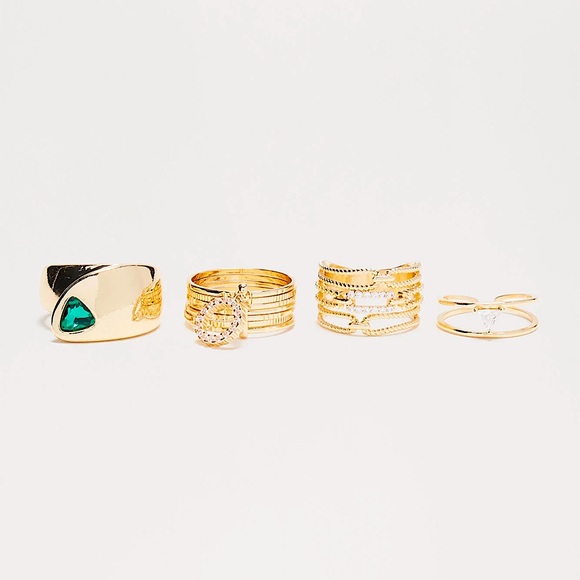 💍✨🌟NWT 4-Piece Gold & Jewel Ring Set✨🌟💍 - Picture 2 of 3
